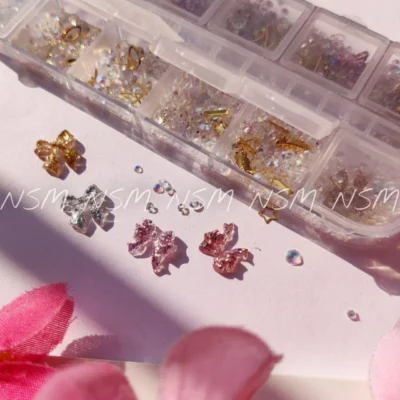 Aurora Rhinestones Glitter Bows And Rivets Mix Grid
